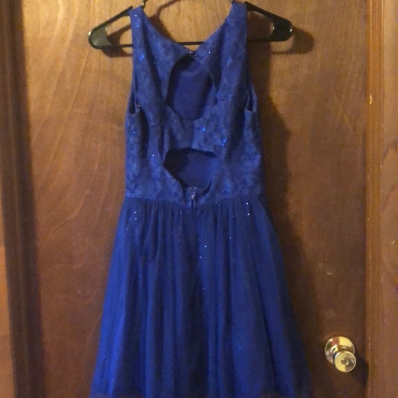 PURPLE DRESS - Picture 3 of 4